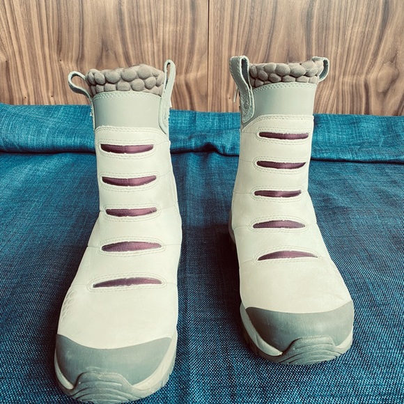 Merrell Arctic Fox Winter Boot - Picture 1 of 8